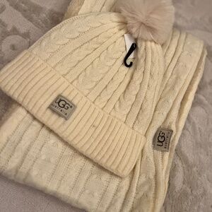 COPY - UGG Cream Beige pom pom hat infinity scarf & glove set NWT